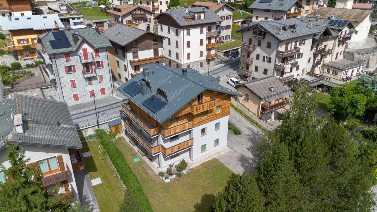 La Casa Di Armando Aparthotel Bormio Exterior photo